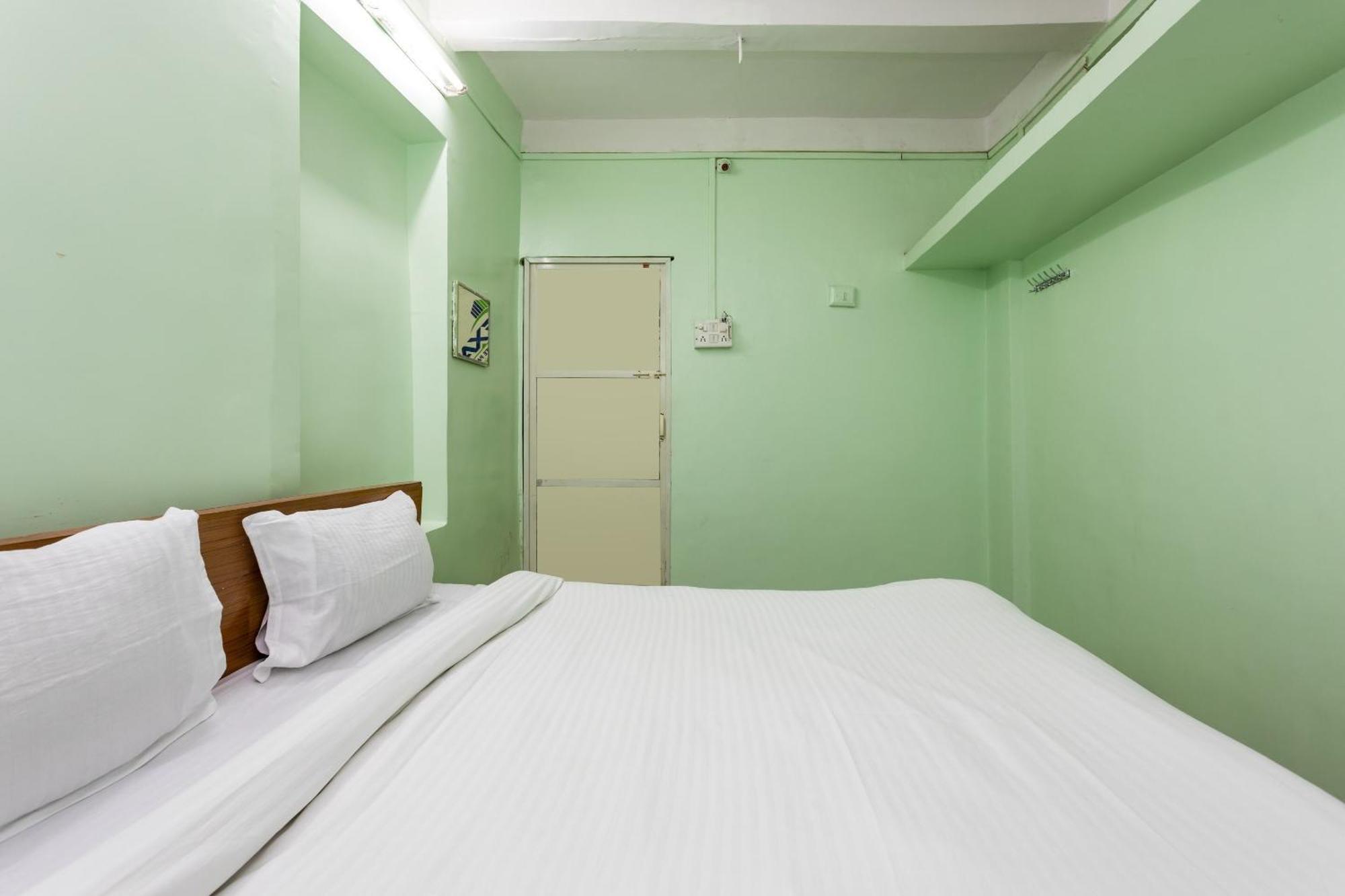 Spot On Hotel Sawera Indore Eksteriør bilde