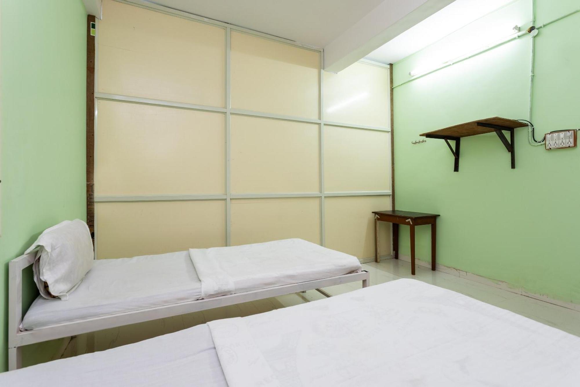 Spot On Hotel Sawera Indore Eksteriør bilde